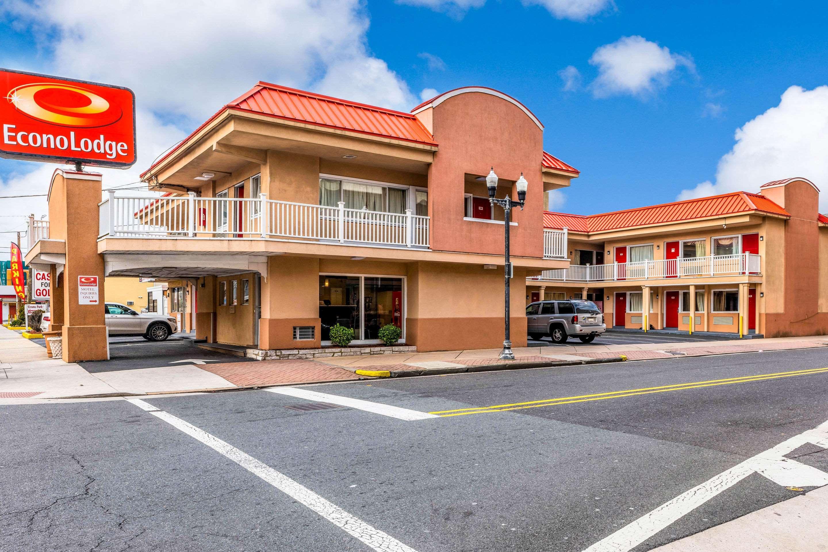 Econo Lodge Beach And Boardwalk Atlantic City Exterior photo
